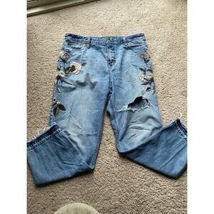 Abercrombie & Fitch Annie high-rise girlfriend jeans floral embroidery Sz 31/12R
